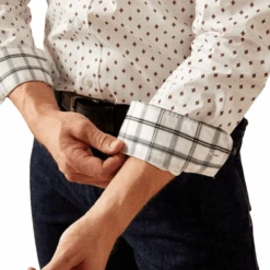 Ariat Men's Wrinkle Free Ross Classic Fit Shirt -Cheap Footwear Store 1000699 4 removebg preview