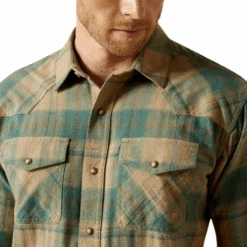 Ariat Men's Huxlee Retro Fit Shirt -Cheap Footwear Store 1000719 4 removebg preview