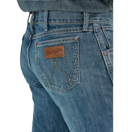 Wrangler Men's Relaxed Fit Retro Bootcut Jean 3 Wrangler Men's Relaxed Fit Retro Bootcut Jean - Image 3