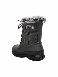 Bogs Women's Arcata Plaid Winter Boots -Cheap Footwear Store 2010964 3 removebg preview