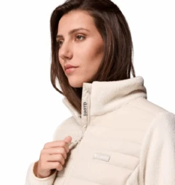 Columbia Women's Juniper Peak Hybrid Jacket -Cheap Footwear Store 2138371 3 removebg preview