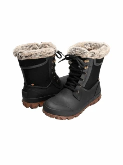 Bogs Women's Arcata Trek Dots Winter Boots