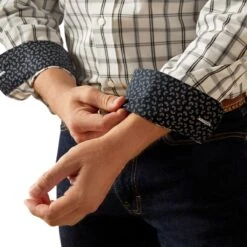 Ariat Men's Remi Wrinkle Free Classic Fit Shirt -Cheap Footwear Store s25 mns west 10058954 detail01