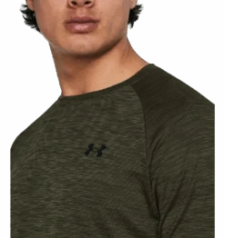 Under Armour Mens UA Tech Textured Short Sleeve T-Shirt -Cheap Footwear Store v5 1382796 390 collar removebg preview