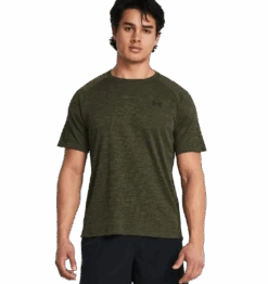 Under Armour Mens UA Tech Textured Short Sleeve T-Shirt -Cheap Footwear Store v5 1382796 390 fc removebg preview